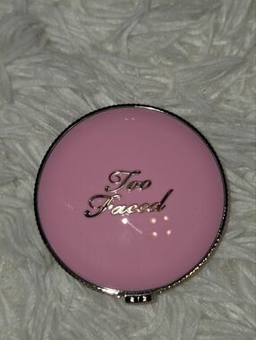 Too Faced Powder Blush